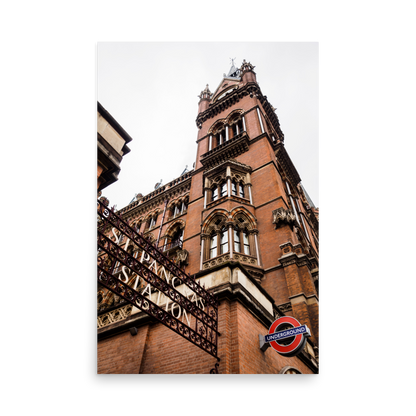 Tirage Photo de Londres "Saint Pancras Station building in London" - Londres - The Artistic Way