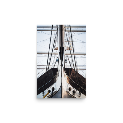 Tirage photo Inspiration "Bow of a historic sailing ship in NYC" - Maritime - The Artistic Way