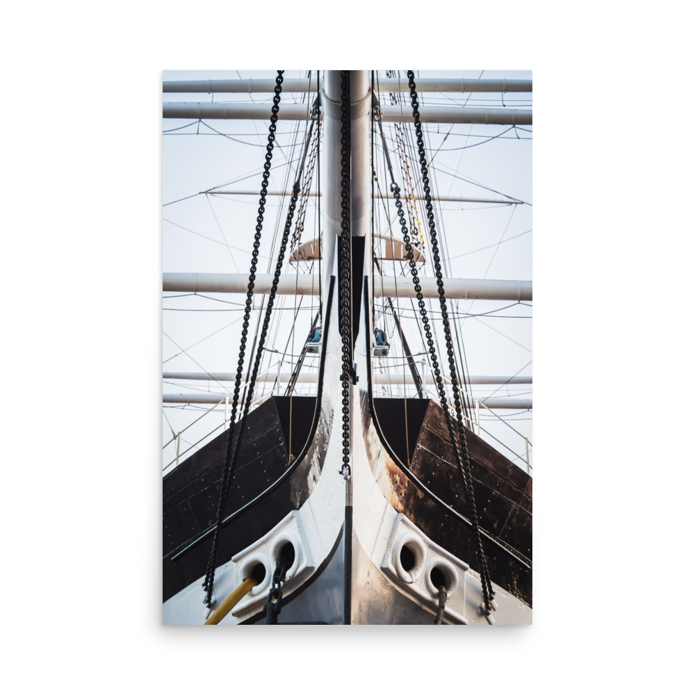 Tirage photo Inspiration "Bow of a historic sailing ship in NYC" - Maritime - The Artistic Way