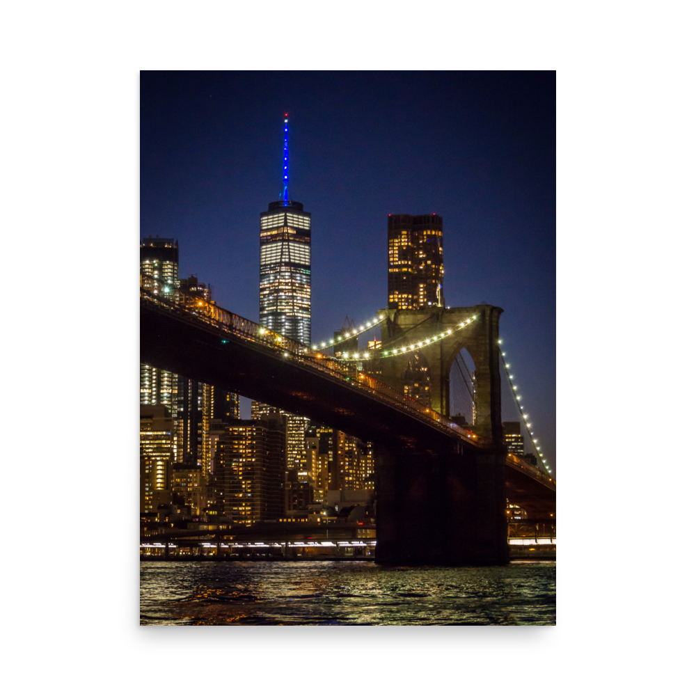 Tirage photo de New York "Downtown Manhattan from Brooklyn at Night" - NY - The Artistic Way