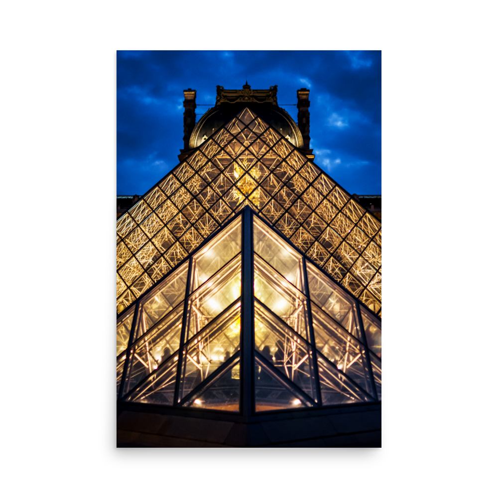 Tirage photo de Paris "Blue Symmetrical Louvre" - Paris - The Artistic Way