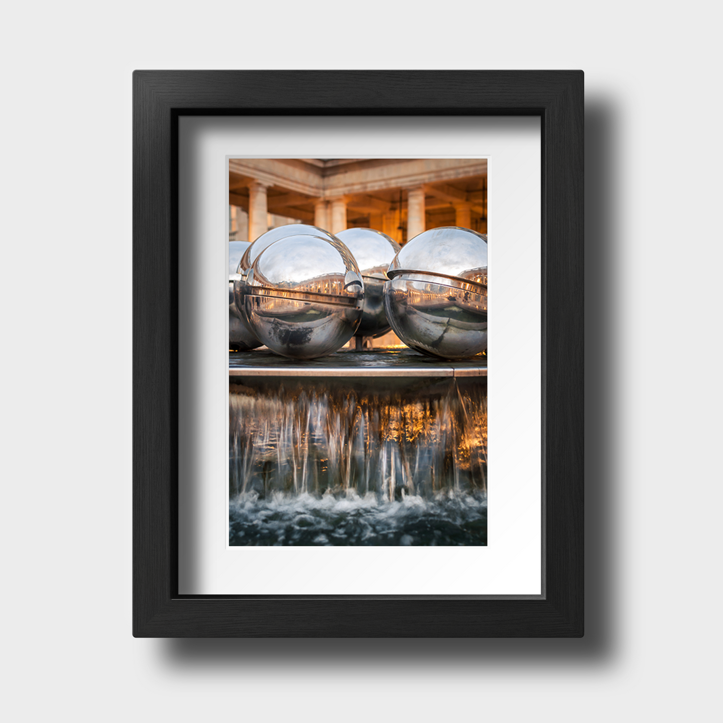 Tirage photo de Paris "Fountain Balls of the Palais Royal" - Paris - The Artistic Way