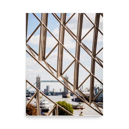 Tirage photo de Londres "Tower Bridge on the web" - Londres - The Artistic Way