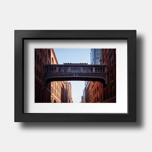 Tirage photo de New York "Aerial walkway of Chelsea Market" - NY - The Artistic Way