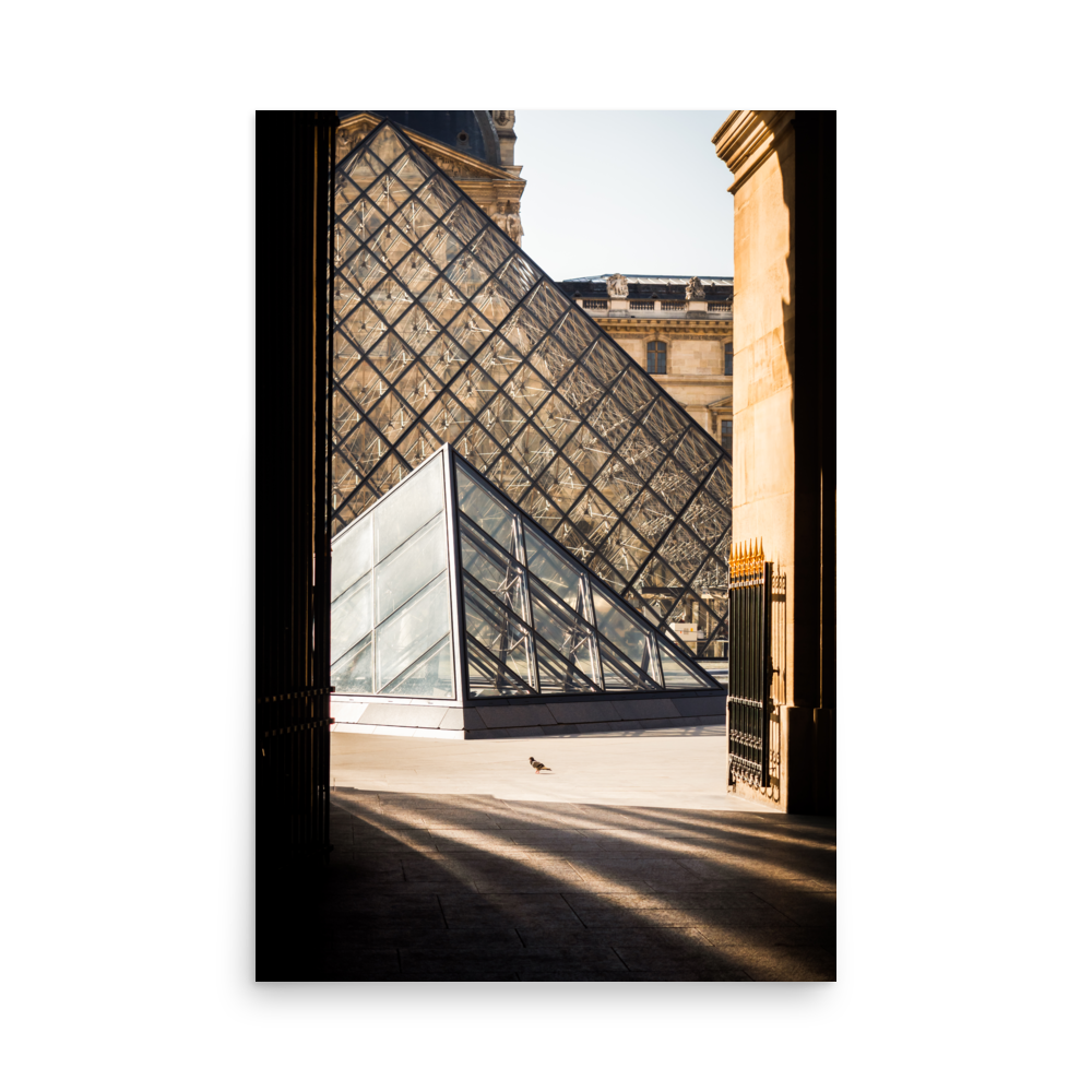 Tirage photo de Paris "Louvre Lights and Shadows" - Paris - The Artistic Way