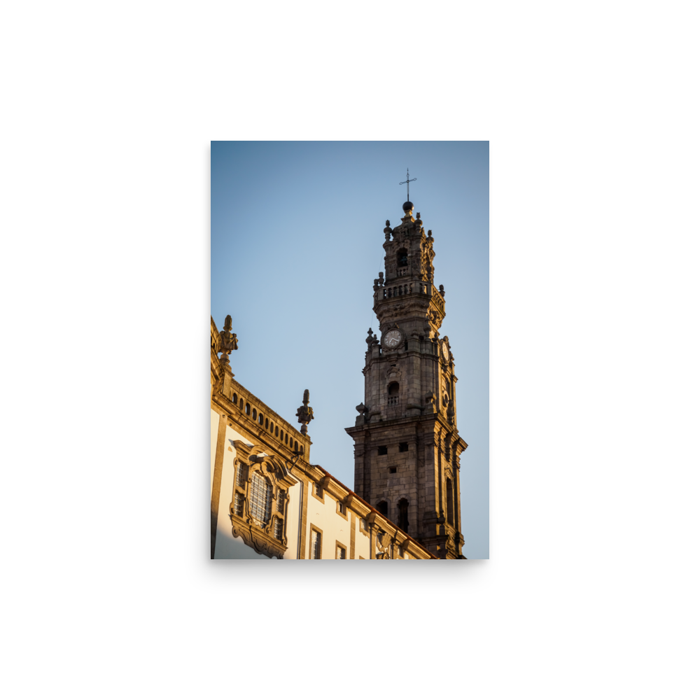 Tirage photo de Porto "Sunset over the tower of the Clerigos Church in the center of Porto" - Porto - The Artistic Way