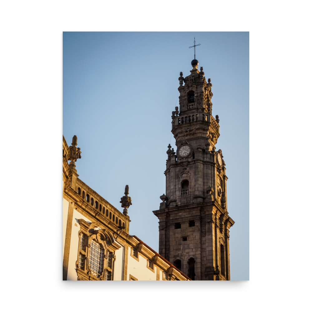 Tirage photo de Porto "Sunset over the tower of the Clerigos Church in the center of Porto" - Porto - The Artistic Way