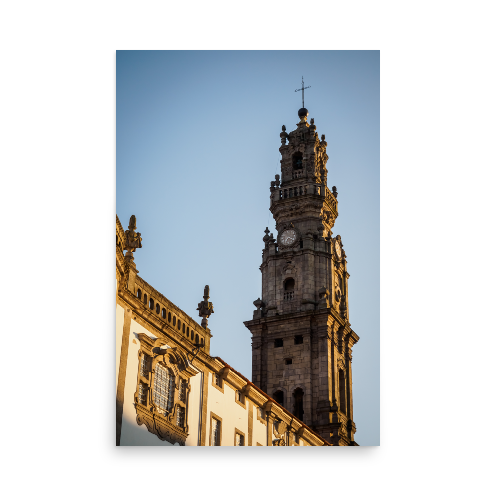 Tirage photo de Porto "Sunset over the tower of the Clerigos Church in the center of Porto" - Porto - The Artistic Way