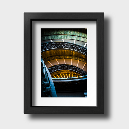 Tirage photo de Rome "Bramante Spiral stairs of the Vatican" - Rome - The Artistic Way