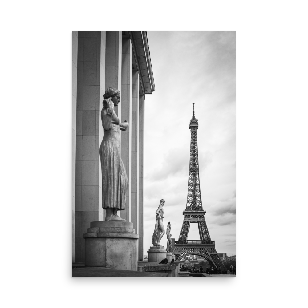 Tirage photo de Paris "Tour Eiffel depuis le Parvis des Droits de l'Homme en N&B" - Paris - The Artistic Way