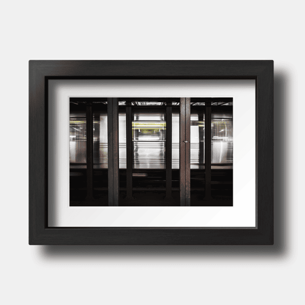 Tirage photo de New York "NY Subway Train In Motion" - NYC - The Artistic Way