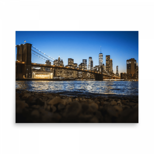 Tirage photo de New York "Nightscape of New York and the Brooklyn Bridge" - NY - The Artistic Way